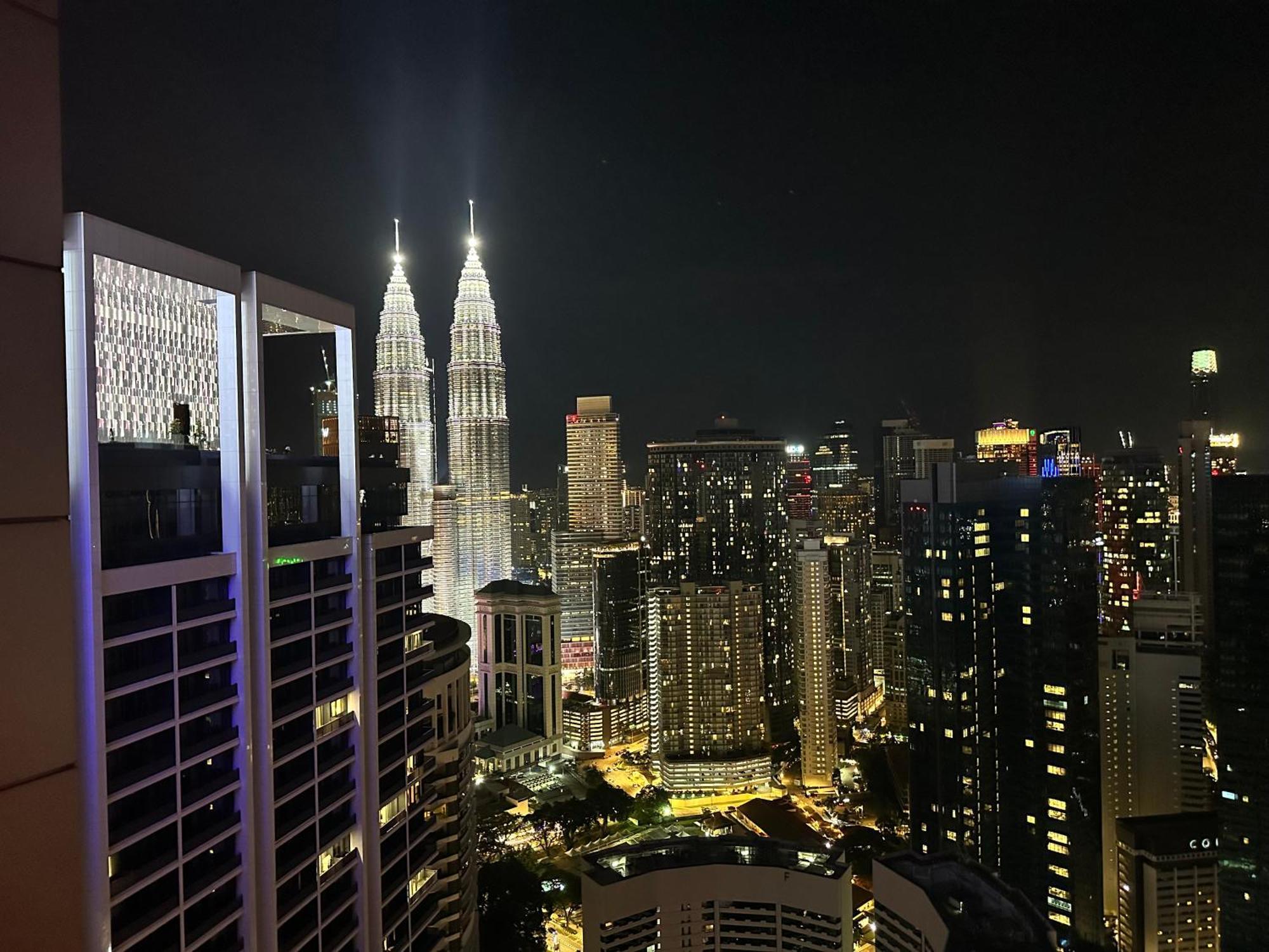 Platinum Klcc By Neptune House Kuala Lumpur Bagian luar foto