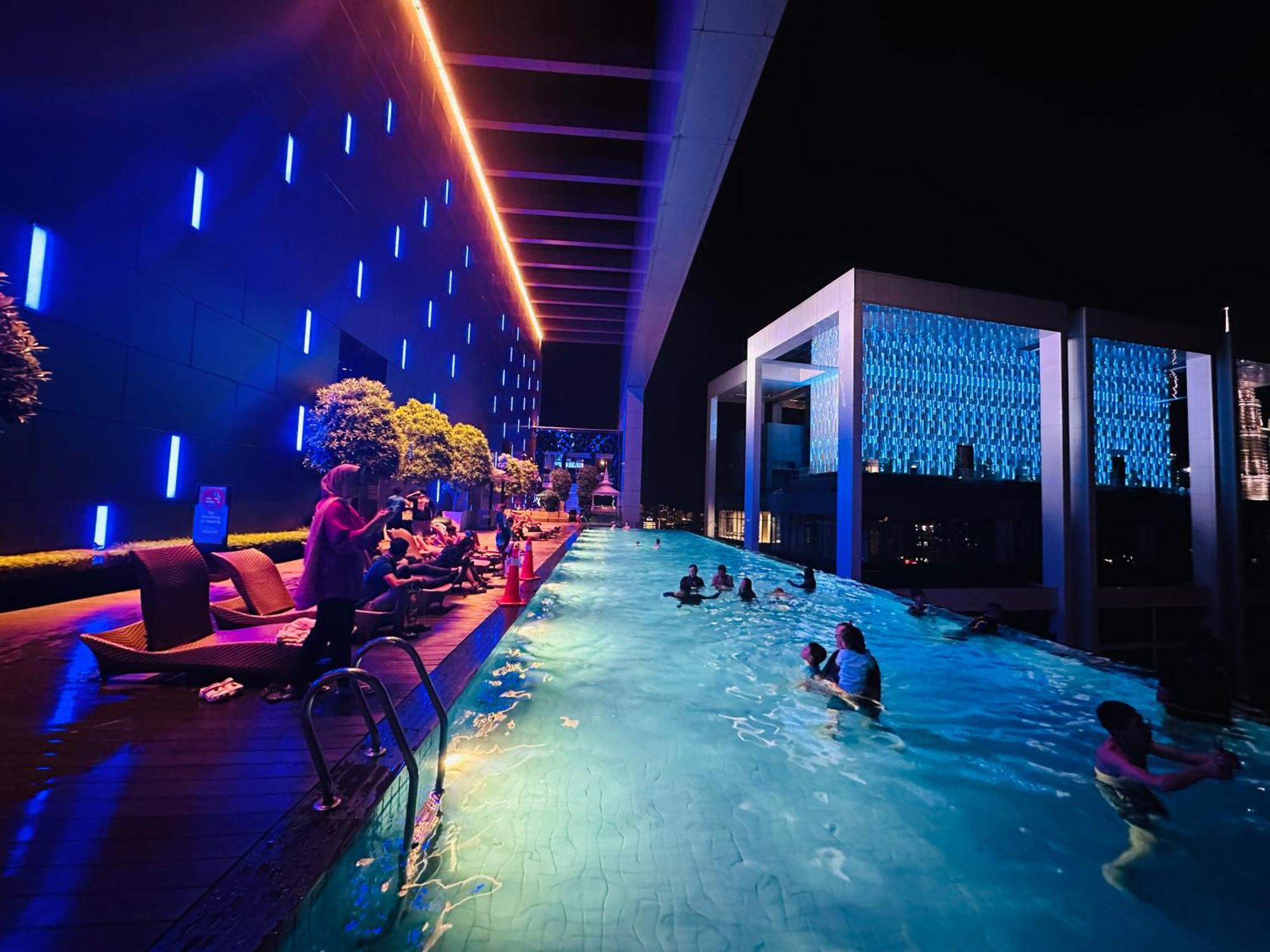 Platinum Klcc By Neptune House Kuala Lumpur Bagian luar foto
