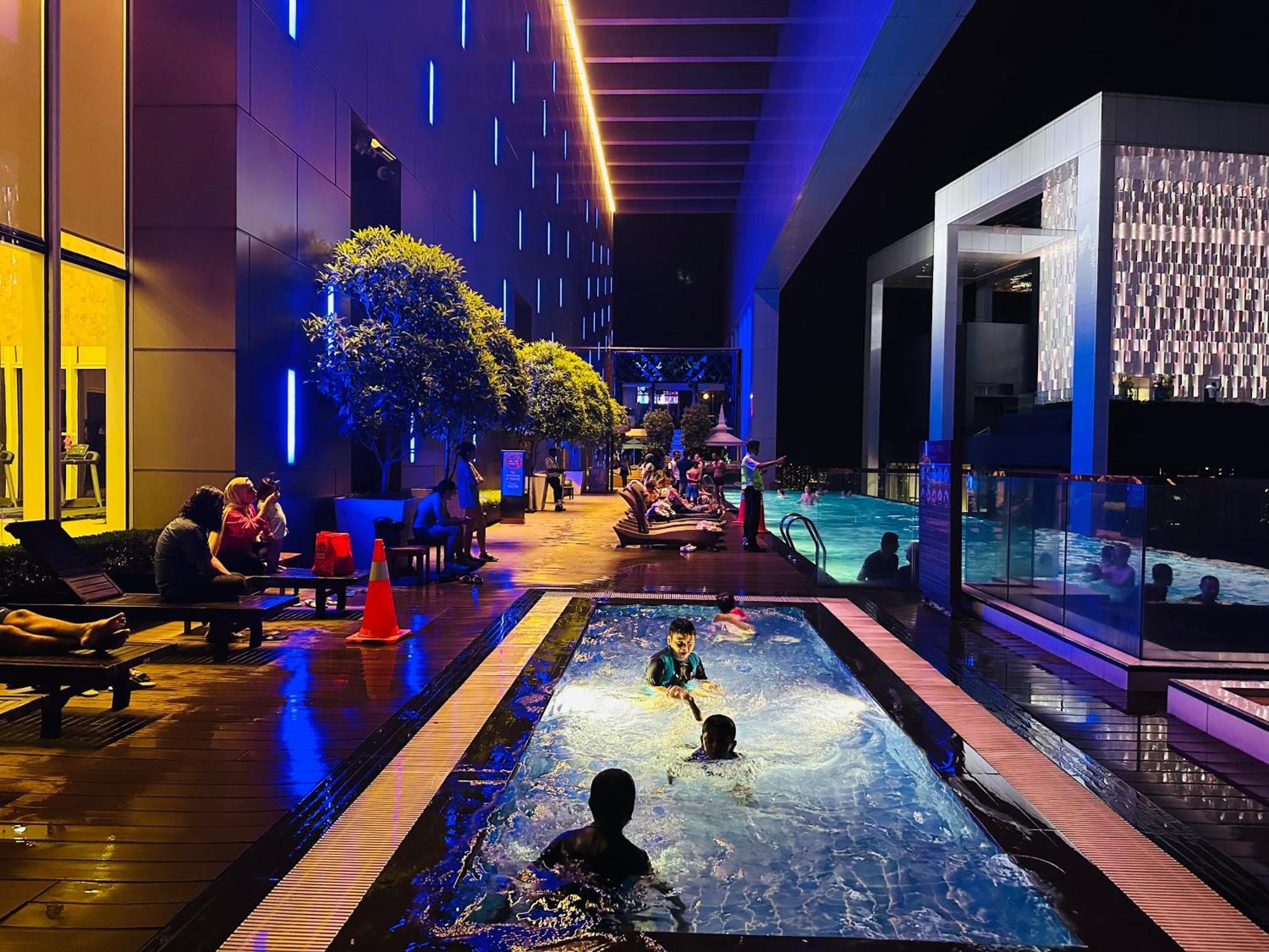 Platinum Klcc By Neptune House Kuala Lumpur Bagian luar foto